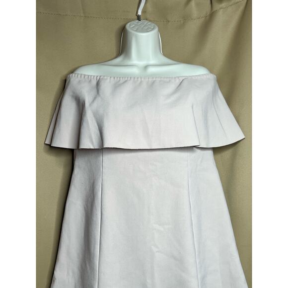 Elizabeth & James Pink Off Shoulder 12 - Picture 5 of 9